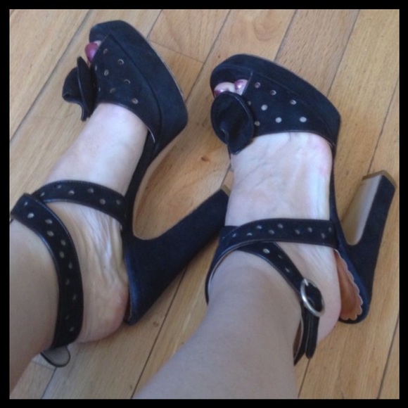 Marc Jacobs Suede Platform Heels - Picture 15 of 15